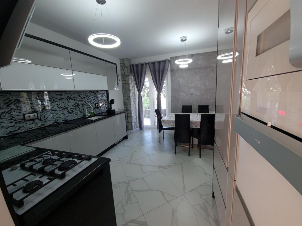 Tj Apartment Крк Экстерьер фото