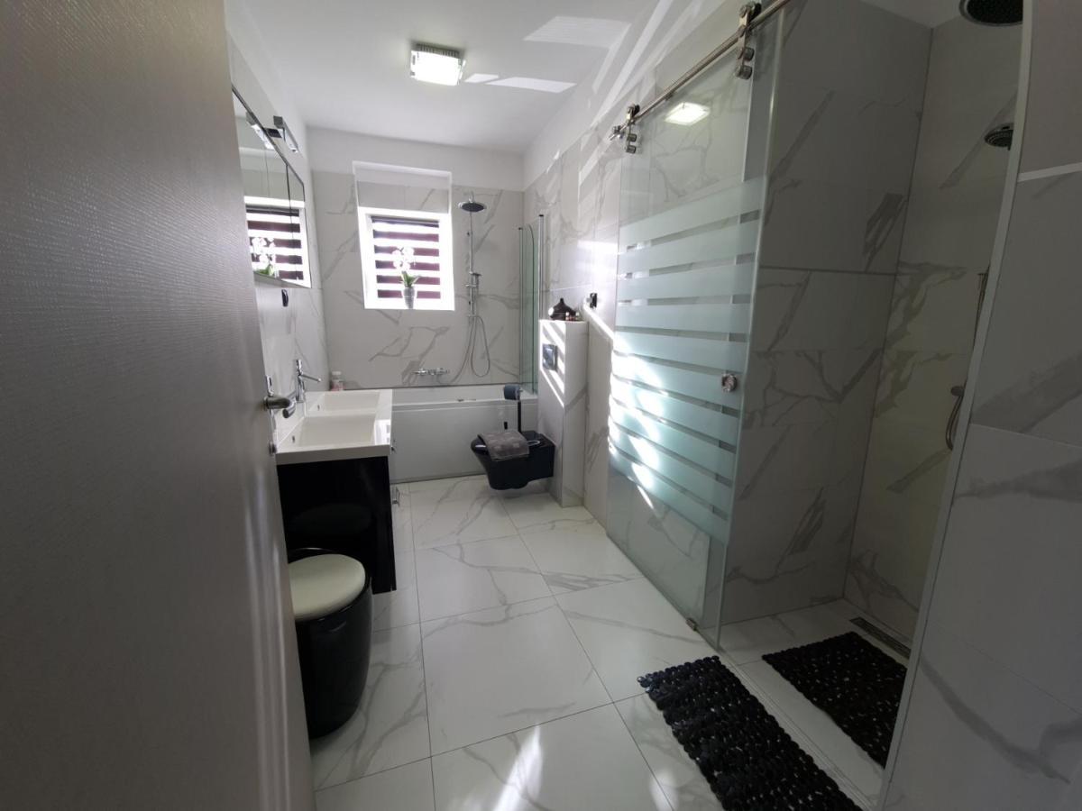 Tj Apartment Крк Экстерьер фото