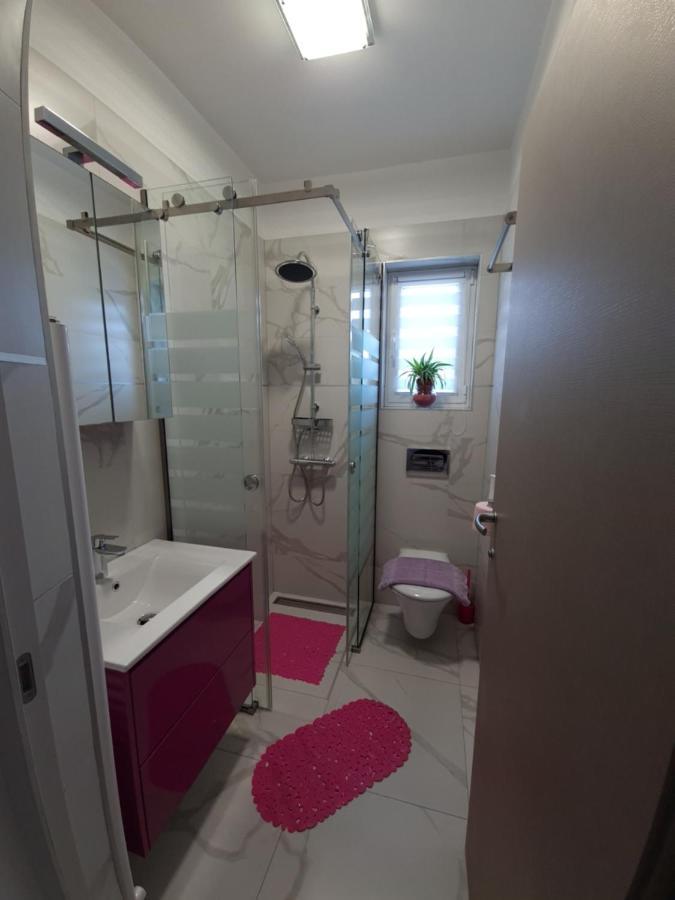 Tj Apartment Крк Экстерьер фото