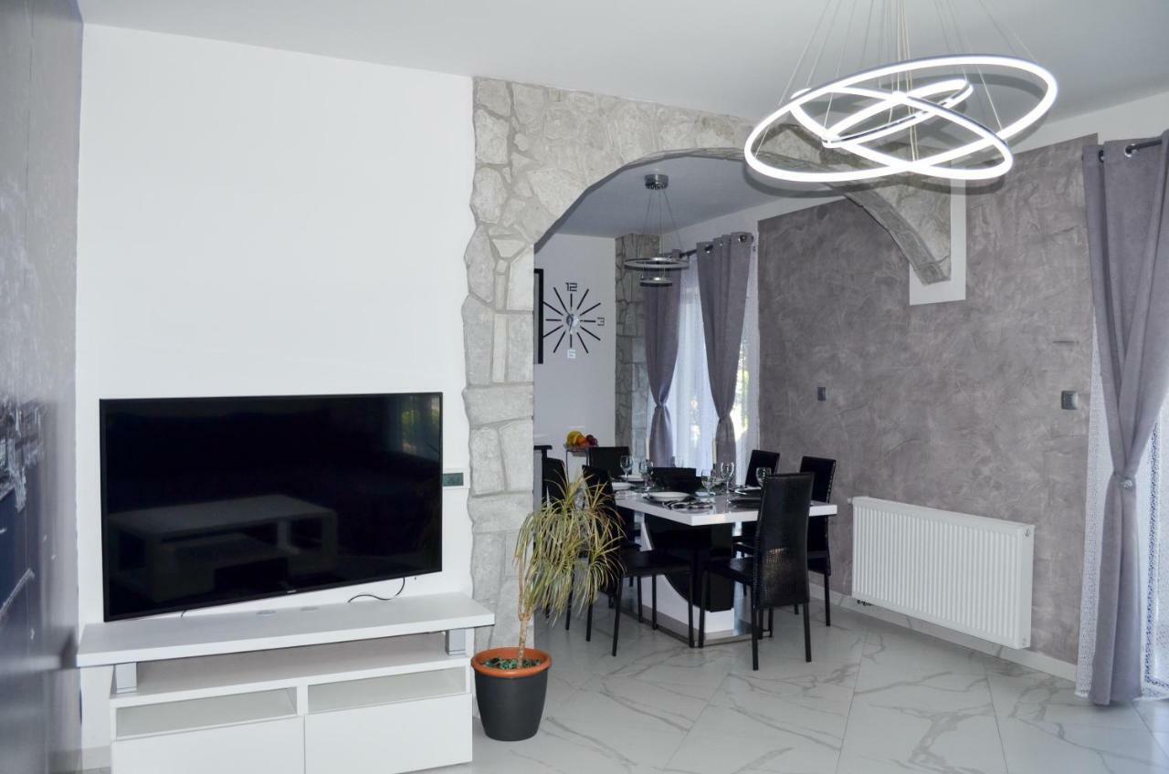 Tj Apartment Крк Экстерьер фото